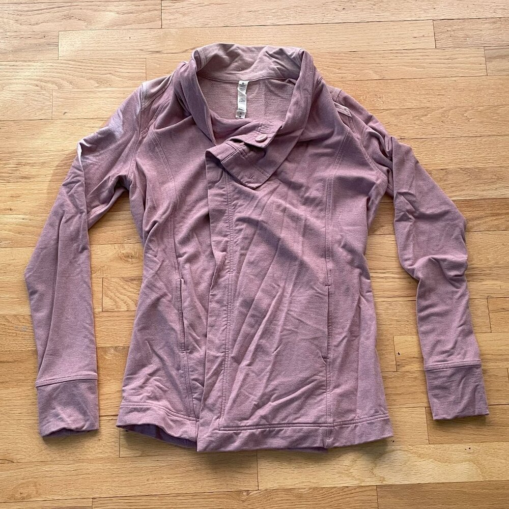 Lululemon Coast Wrap - size 4